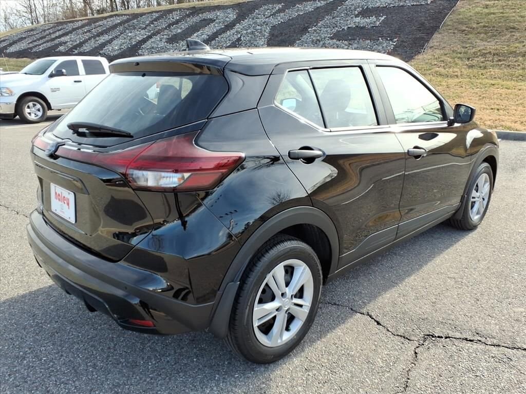Used 2024 Nissan Kicks S SUV