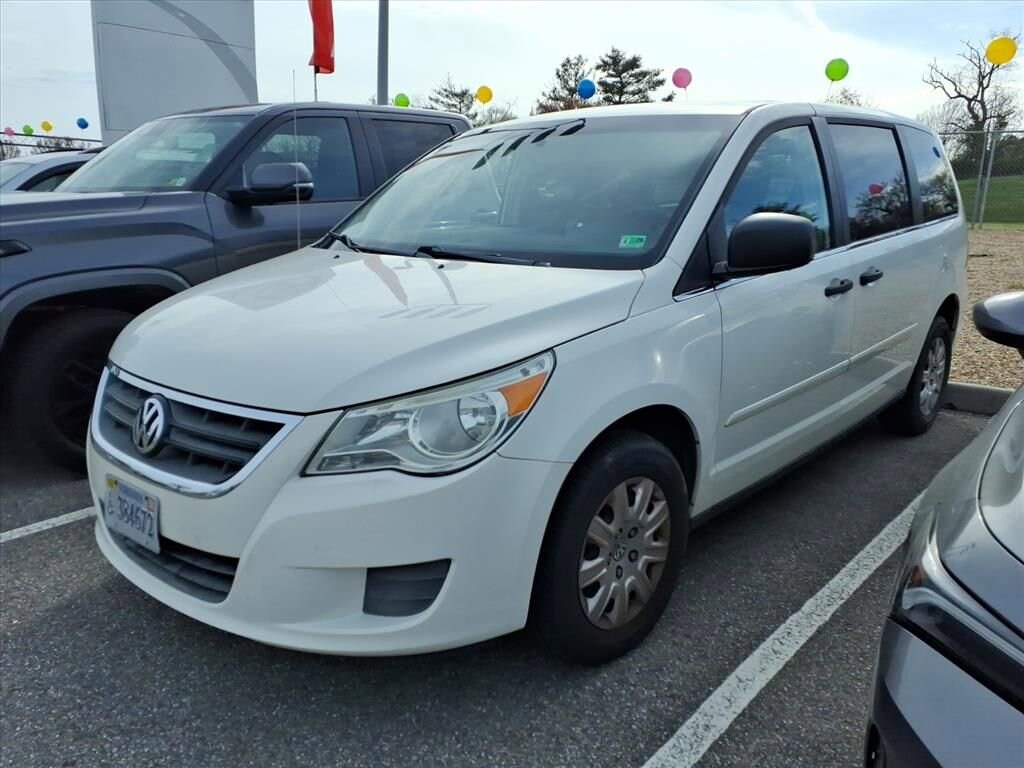 Used 2010 Volkswagen Routan S Van