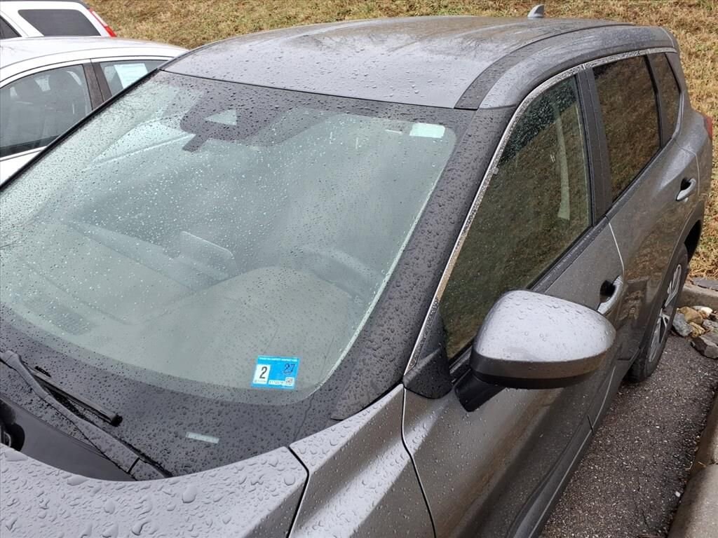 Used 2023 Nissan Rogue SV SUV