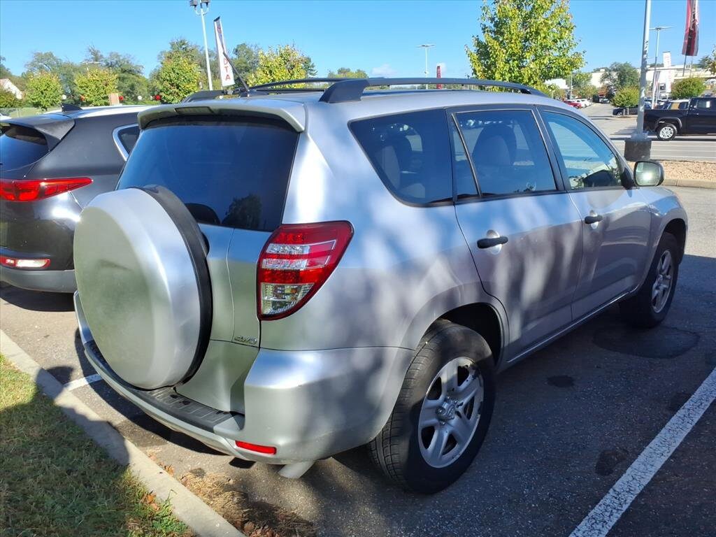 2011 Toyota RAV4 Base photo 2