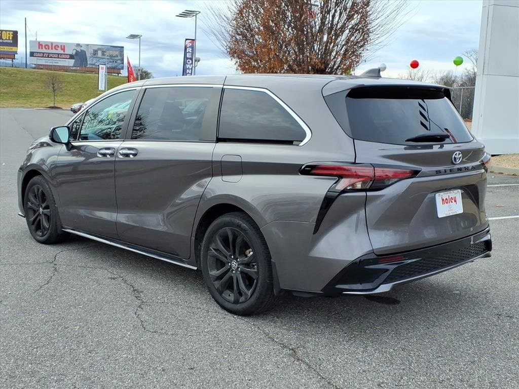 Certified 2022 Toyota Sienna XSE Van Passenger Van
