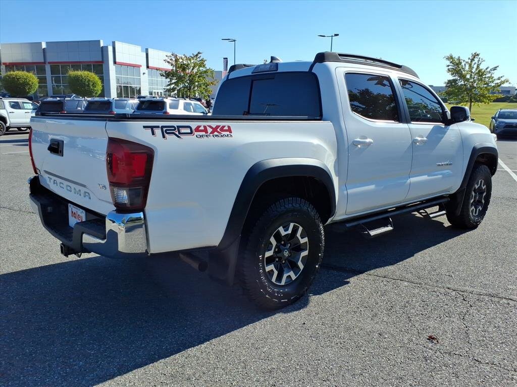 2018 Toyota Tacoma TRD 4x4 photo 4