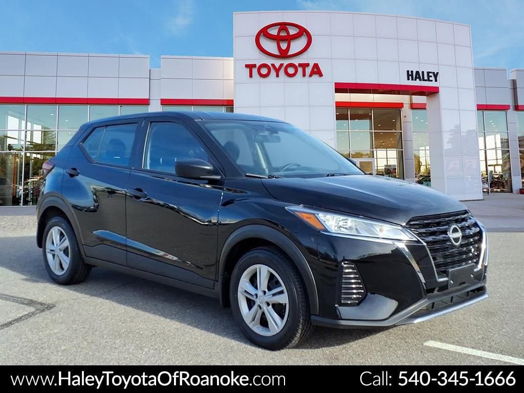 Used 2024 Nissan Kicks S SUV