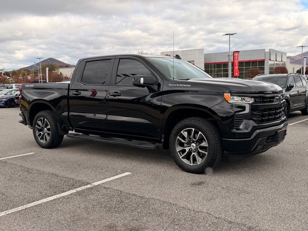 Used 2024 Chevrolet Silverado 1500 RST Truck Crew Cab