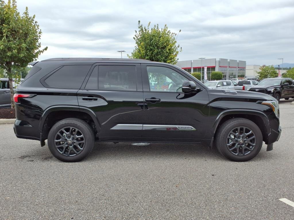 2025 Toyota Sequoia Platinum photo 3
