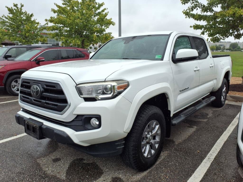 2018 Toyota Tacoma SR5 photo 4