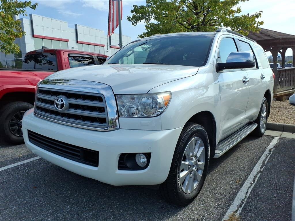 2017 Toyota Sequoia Platinum photo 4