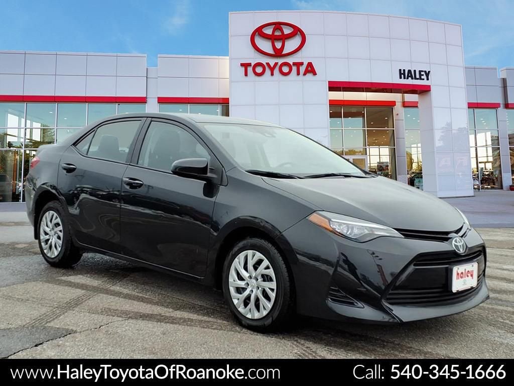 Used 2017 Toyota Corolla LE Sedan