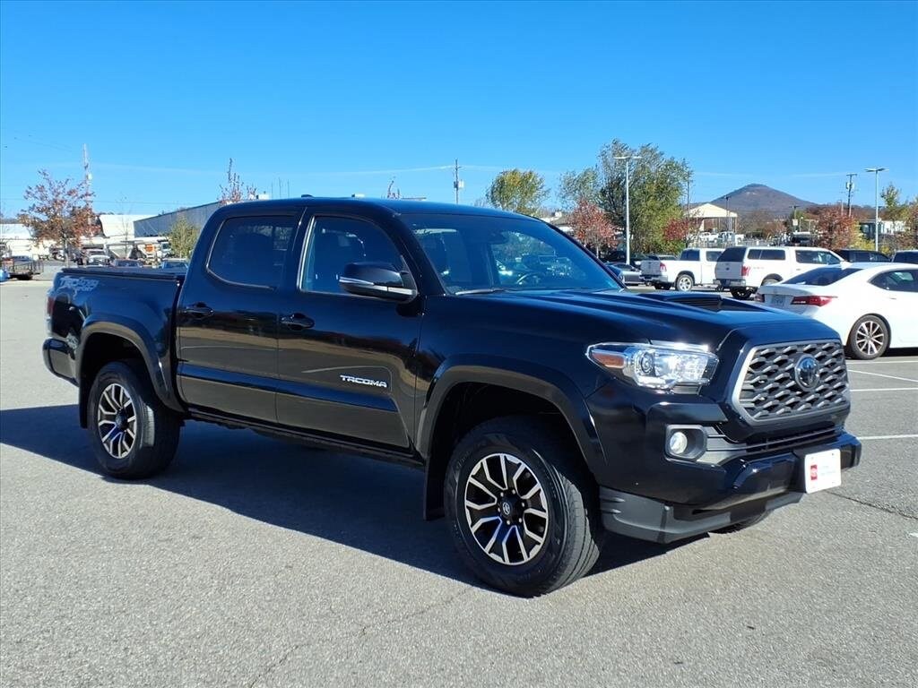 2022 Toyota Tacoma TRD Sport V6 photo 2
