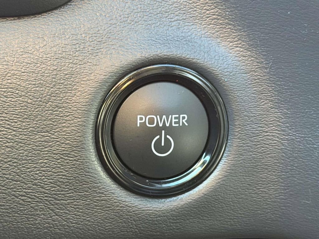 2025 Toyota Tundra Platinum - Photo 8