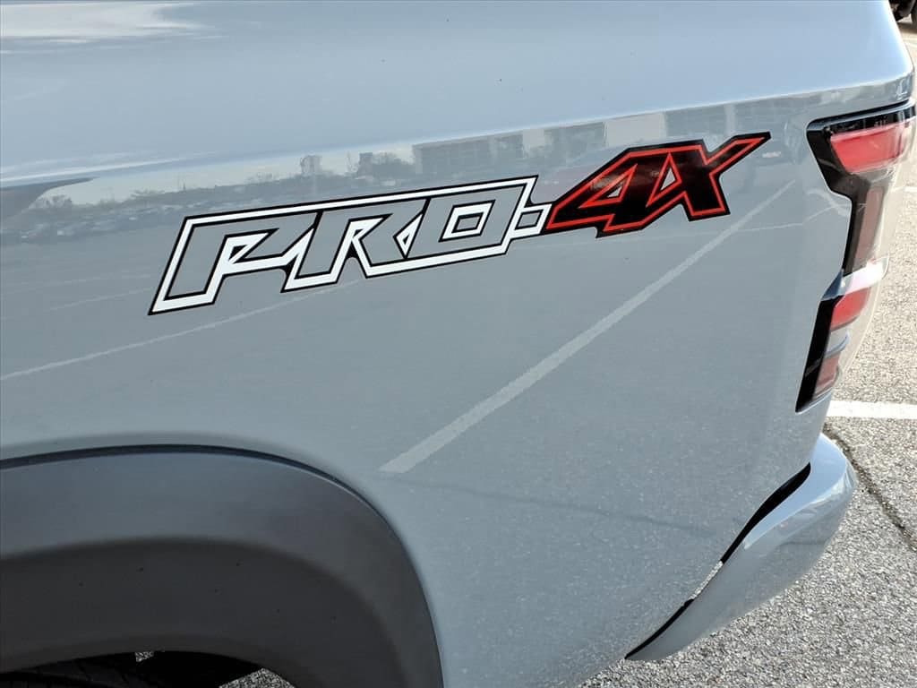 2023 Nissan Frontier PRO-4X - Photo 16