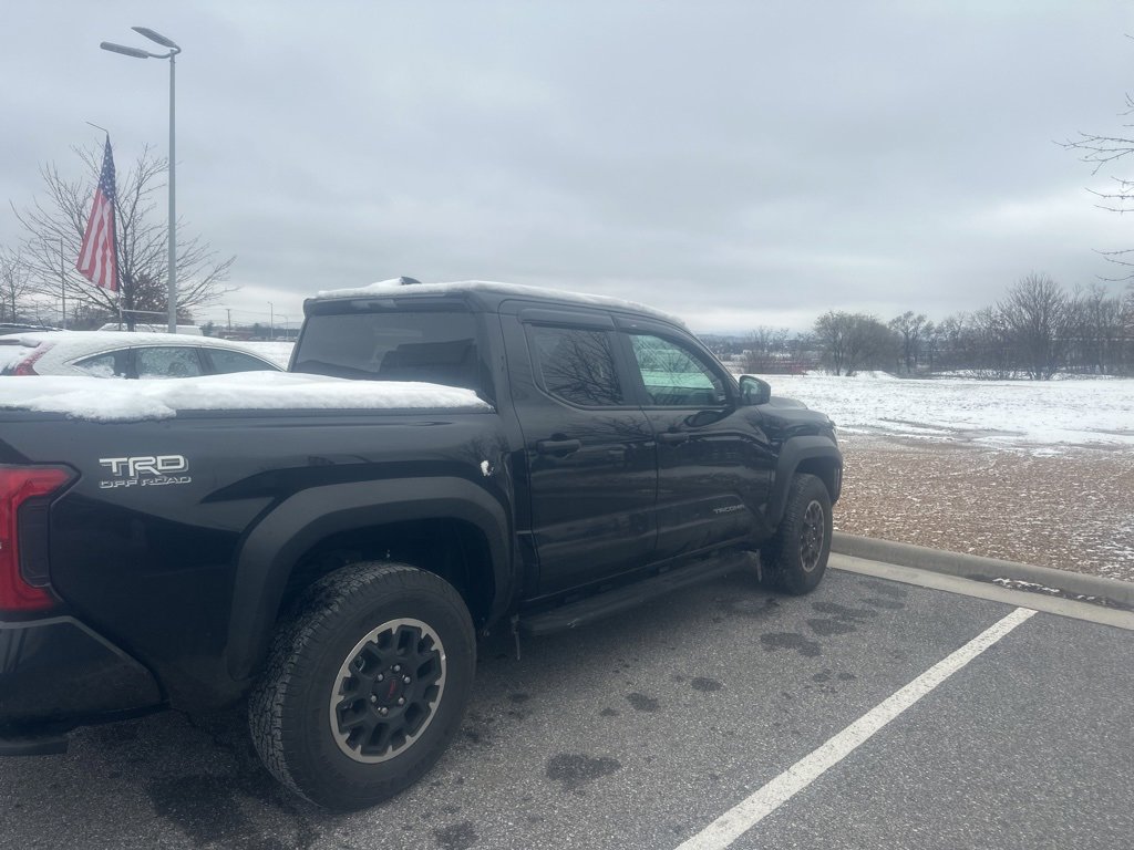 2024 Toyota Tacoma TRD photo 2