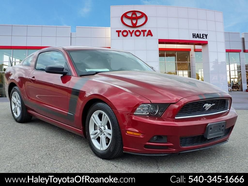 Used 2014 Ford Mustang V6 Coupe
