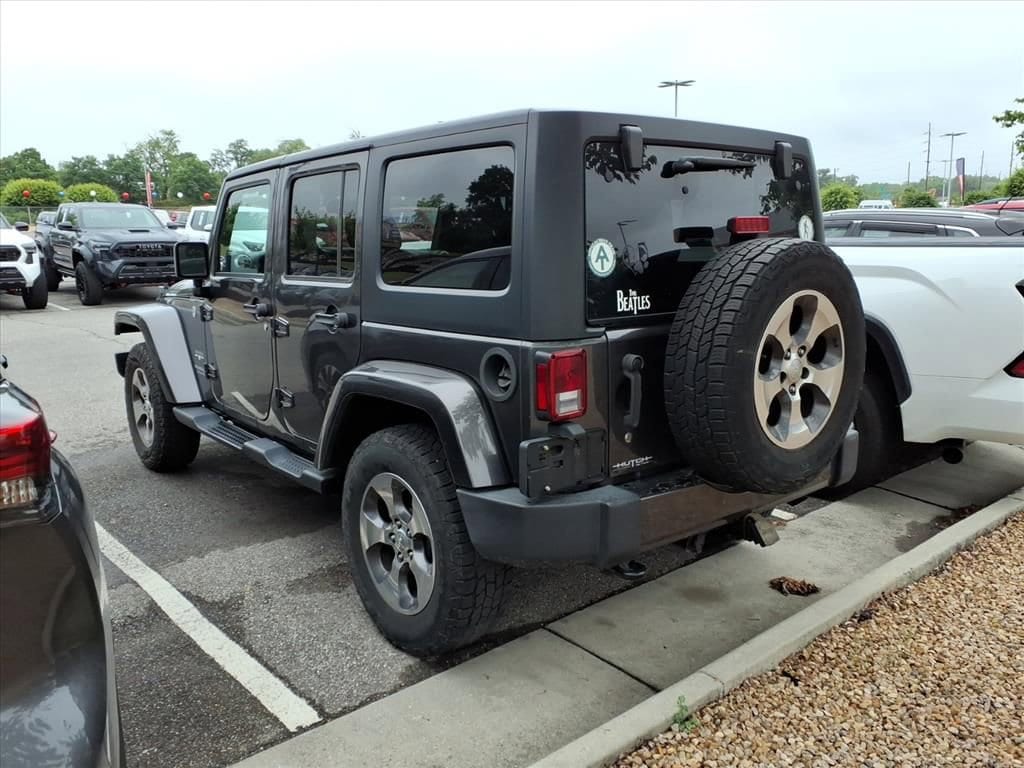 Used 2017 Jeep Wrangler Unlimited Sahara SUV