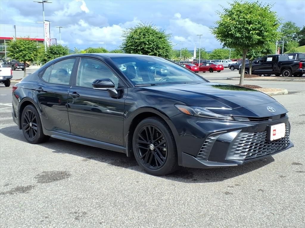 Certified 2025 Toyota Camry SE Sedan