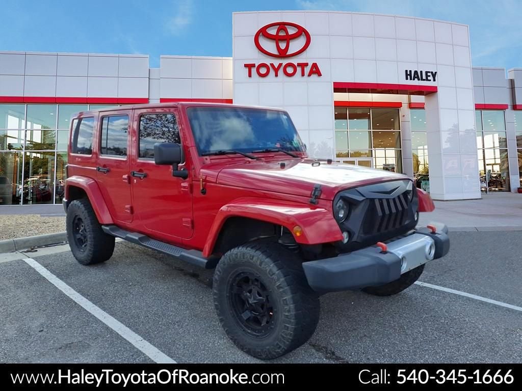 Used 2014 Jeep Wrangler Unlimited Sahara SUV