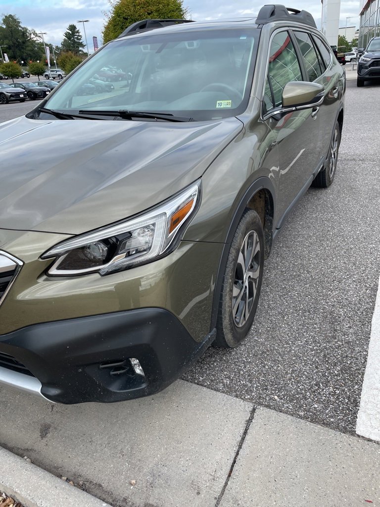 2022 Subaru Outback Limited photo 2