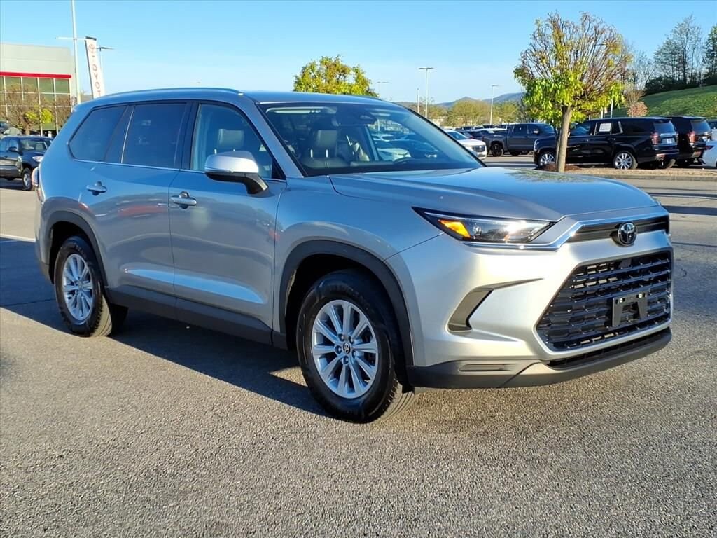 Certified 2025 Toyota Grand Highlander XLE SUV
