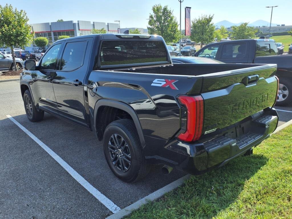 2024 Toyota Tundra SR5 CrewMax photo 3