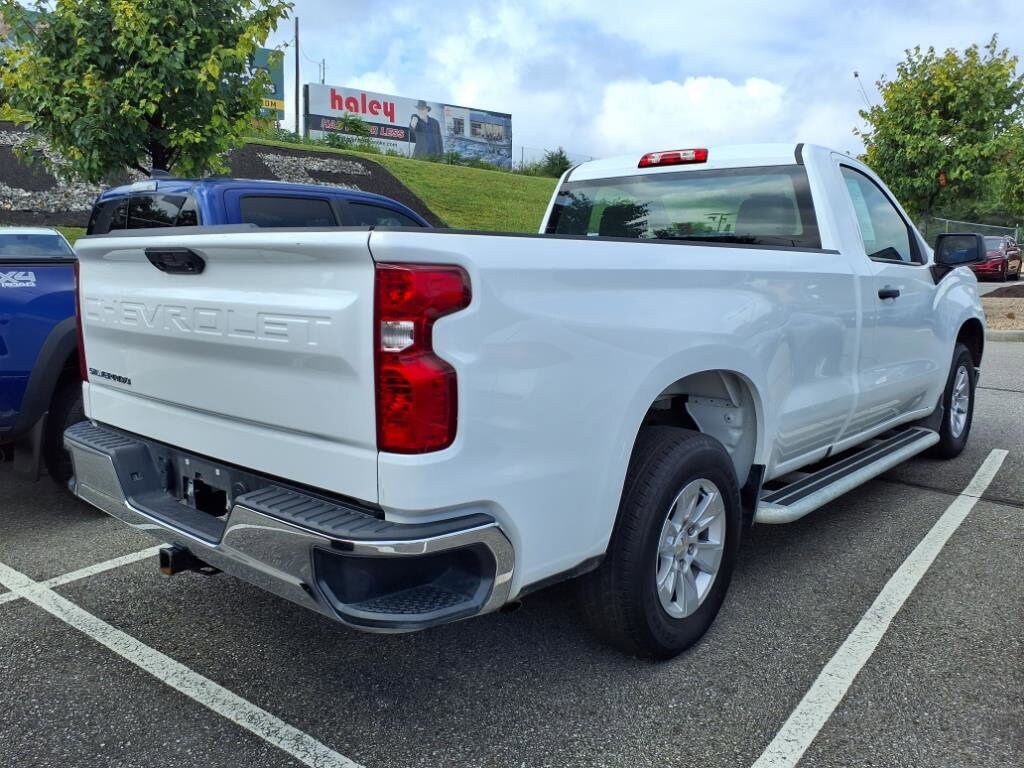 2024 Chevrolet Silverado 1500 Work Truck photo 2