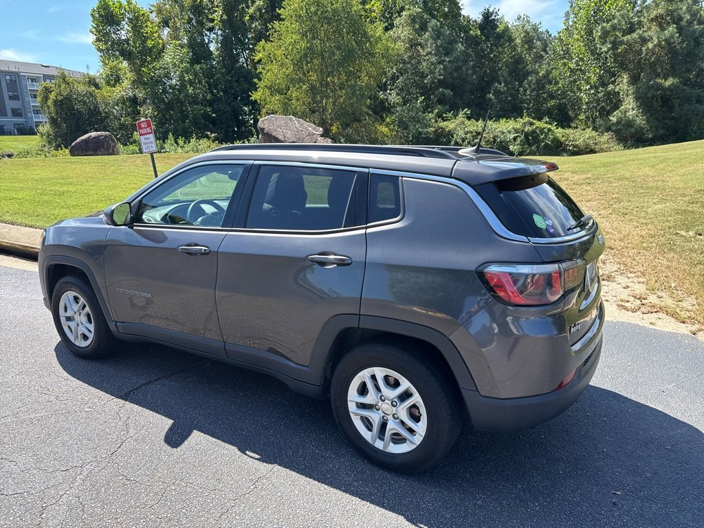 2019 Jeep Compass Sport photo 4