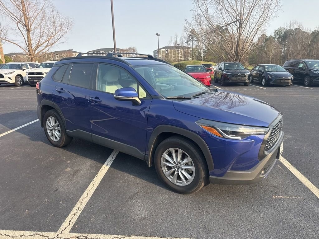 Used 2022 Toyota Corolla Cross LE SUV