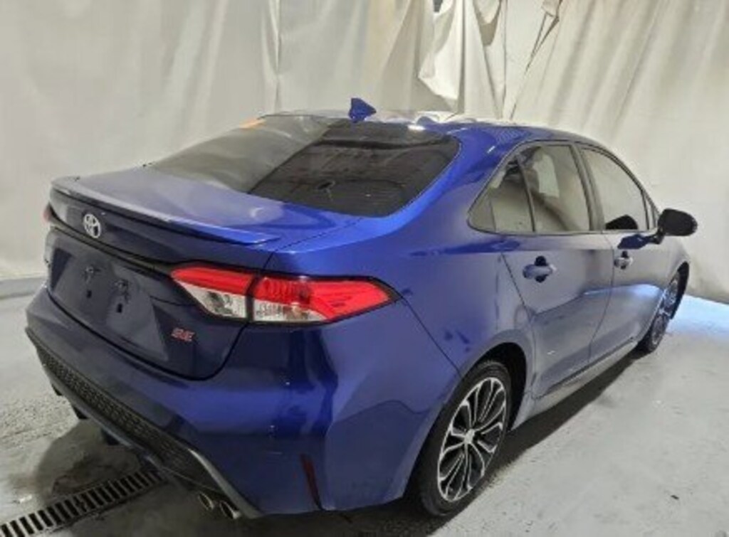 Used 2022 Toyota Corolla SE Sedan