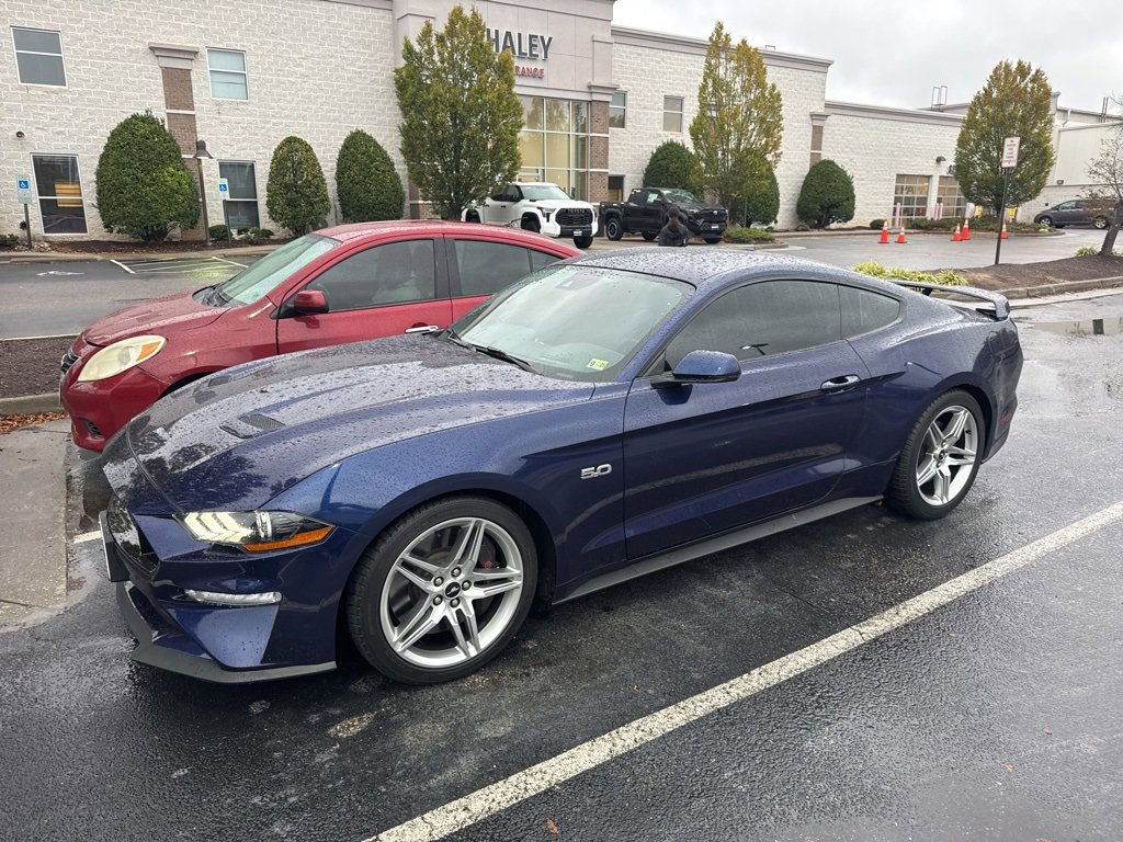 2020 Ford Mustang GT Premium photo 3
