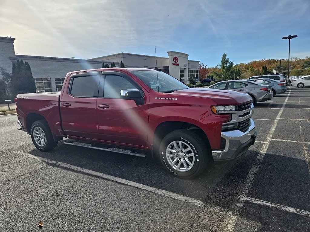 Used 2020 Chevrolet Silverado 1500 LT Truck Crew Cab
