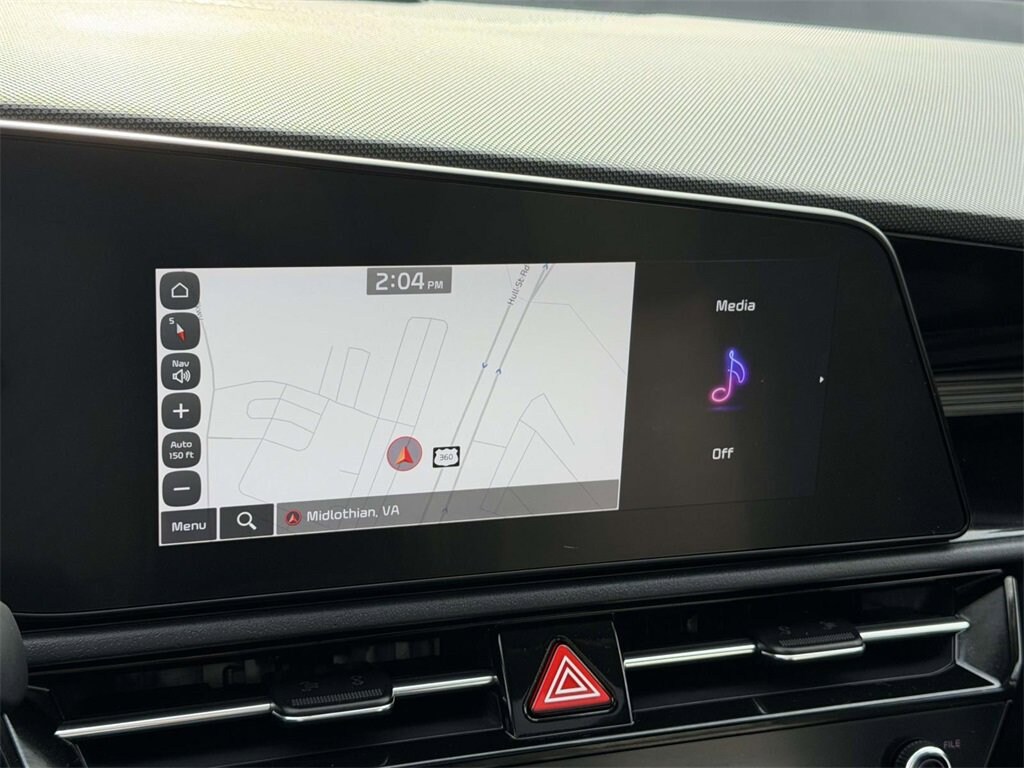 Used 2024 Kia Niro Plug-In Hybrid SX SUV