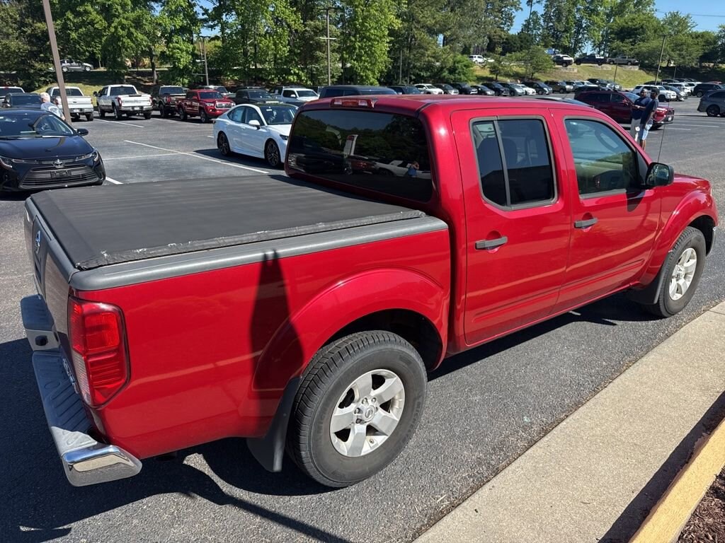Used 2009 Nissan Frontier SE Truck Crew Cab