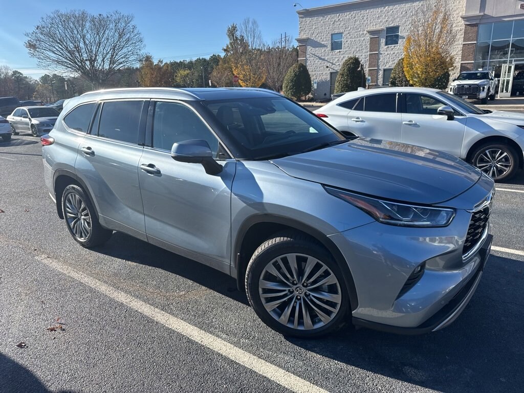 Used 2021 Toyota Highlander Platinum SUV