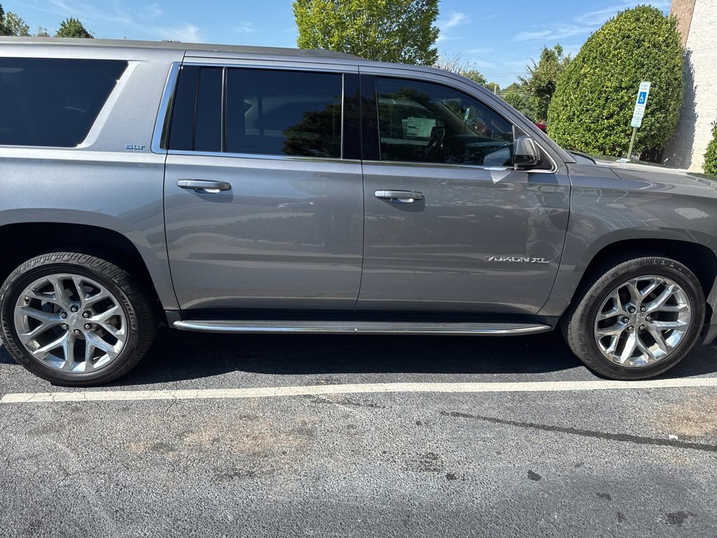 2020 Gmc Yukon XL SLT photo 3
