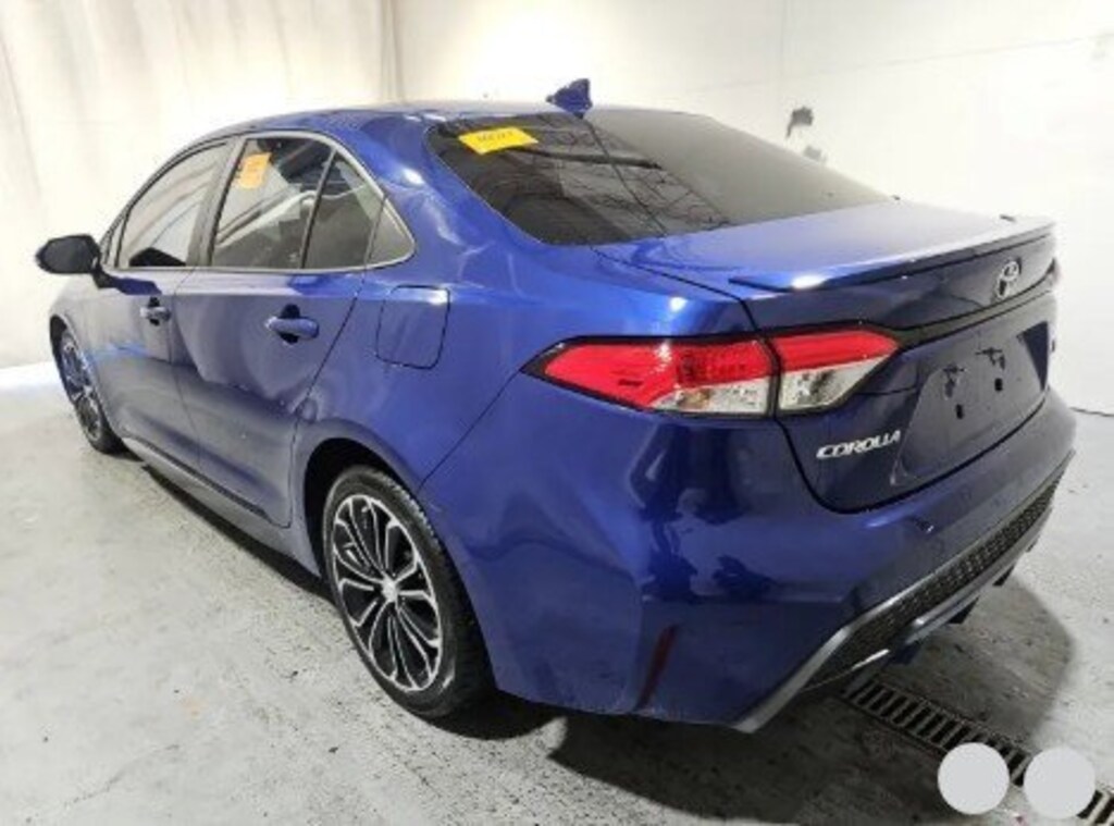Used 2022 Toyota Corolla SE Sedan