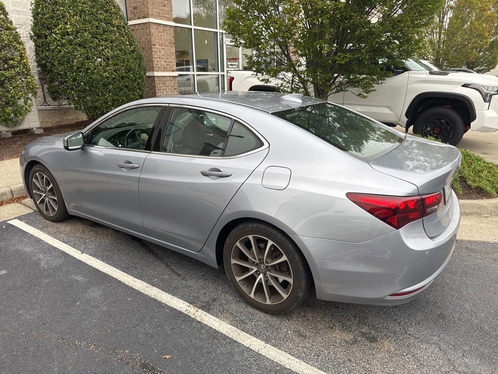 2015 Acura TLX Advance photo 2