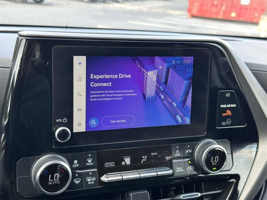 Used 2023 Toyota Highlander LE SUV