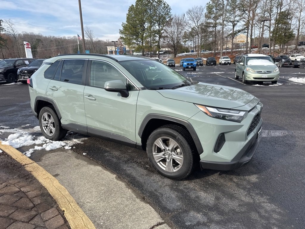 Used 2022 Toyota RAV4 XLE SUV