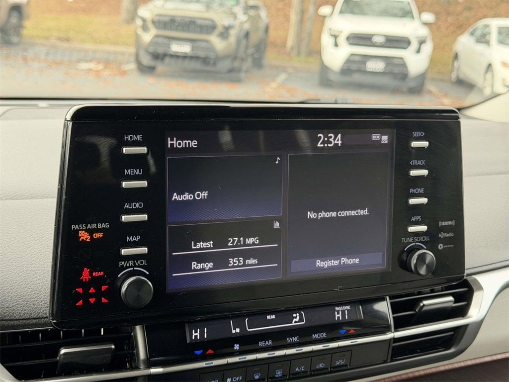 Used 2024 Toyota Sienna LE Van Passenger Van