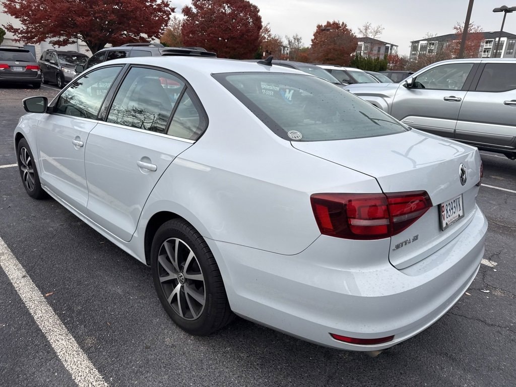 Used 2017 Volkswagen Jetta 1.4T SE Sedan