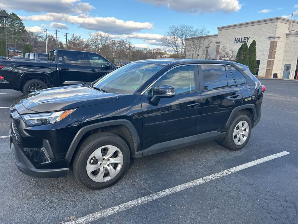 Used 2023 Toyota RAV4 LE SUV