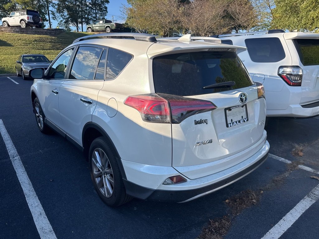 2017 Toyota RAV4 Limited photo 3