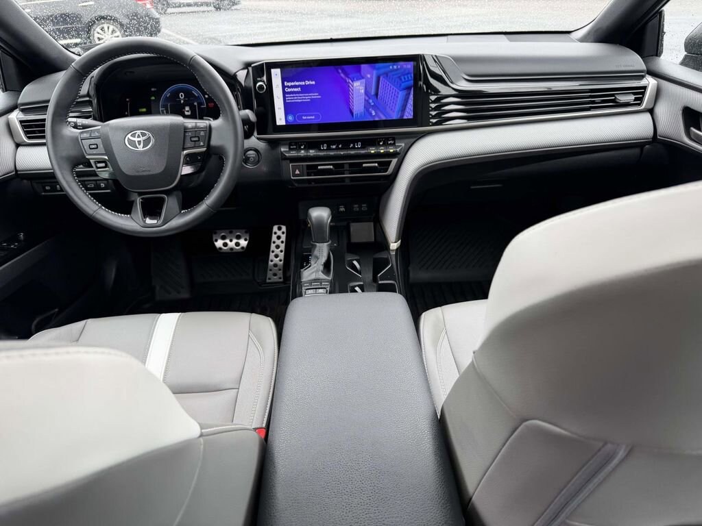 Certified 2025 Toyota Camry SE Sedan