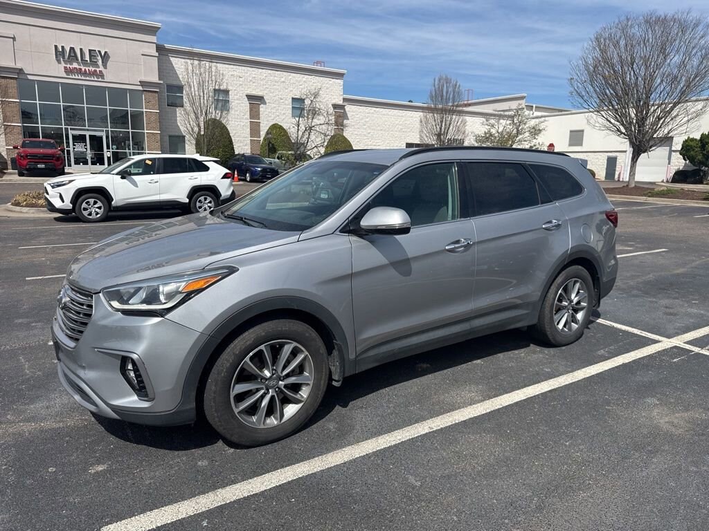 Used 2018 Hyundai Santa Fe SE SUV