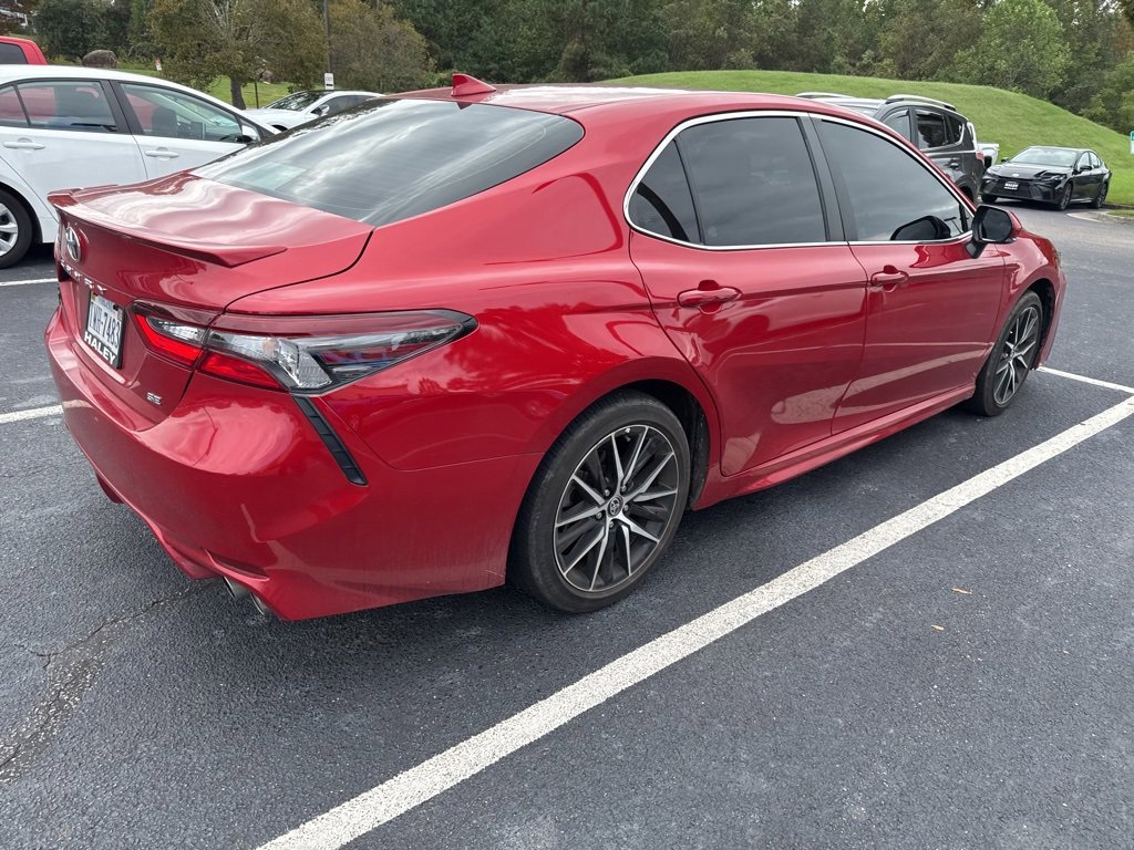 2024 Toyota Camry SE photo 3