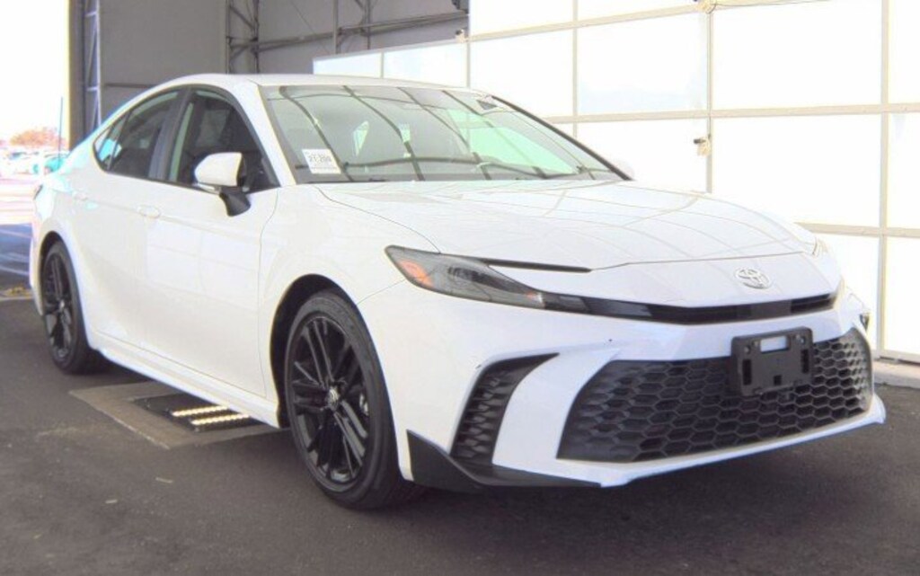 Used 2025 Toyota Camry SE Sedan