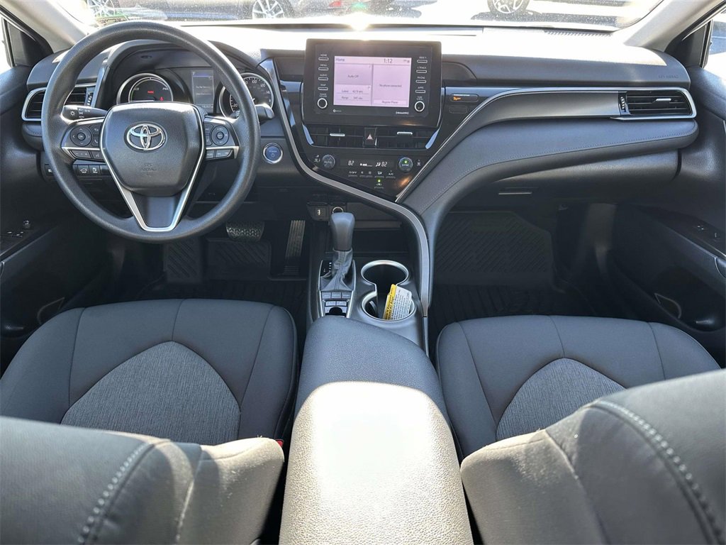 2024 Toyota Camry Hybrid LE photo 2