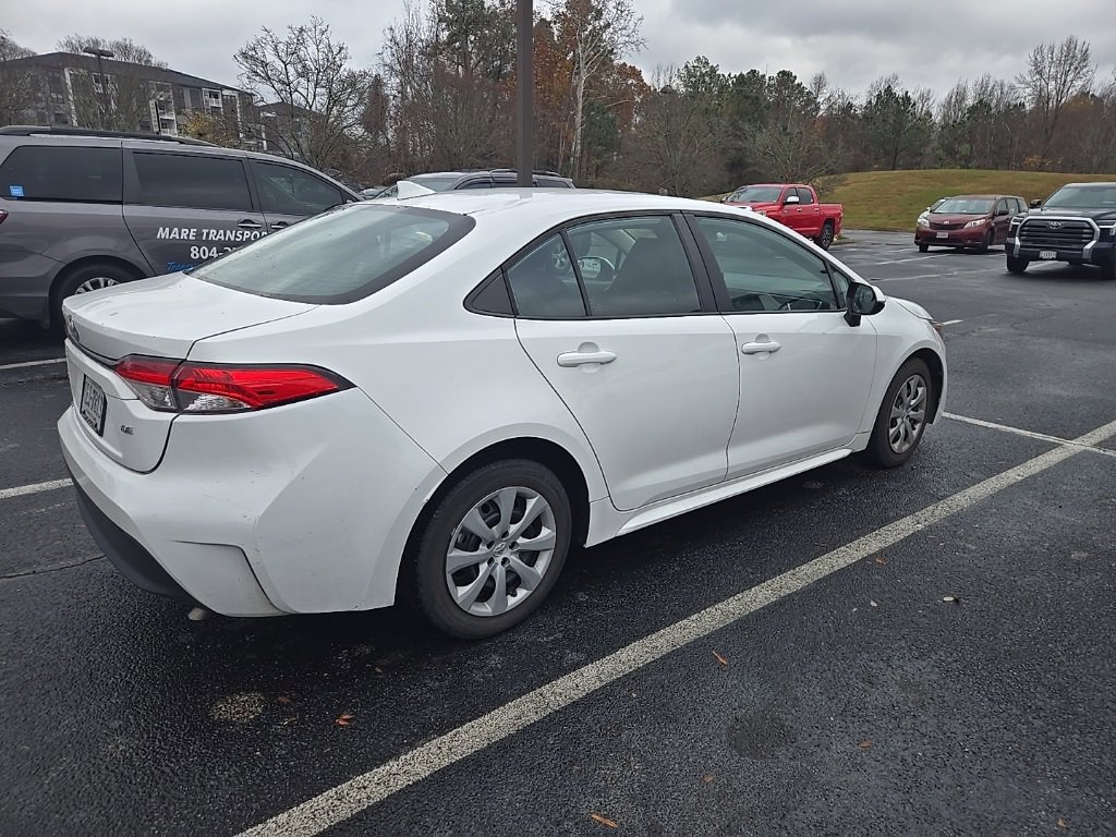 2023 Toyota Corolla LE photo 3