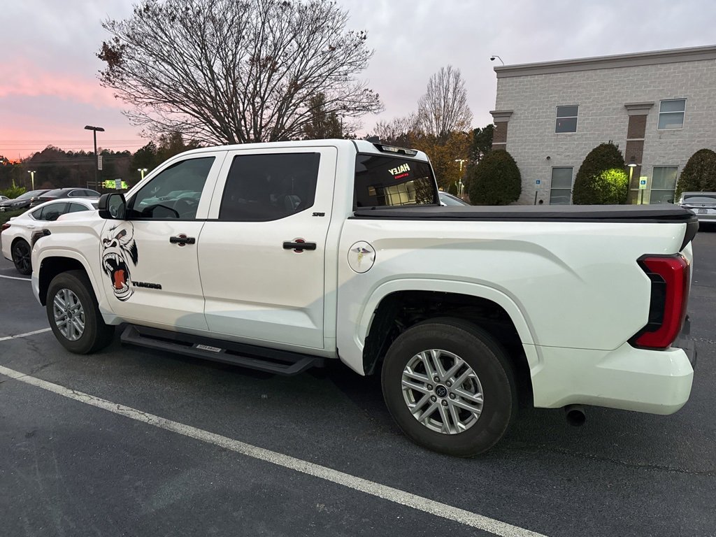 2024 Toyota Tundra SR CrewMax photo 4