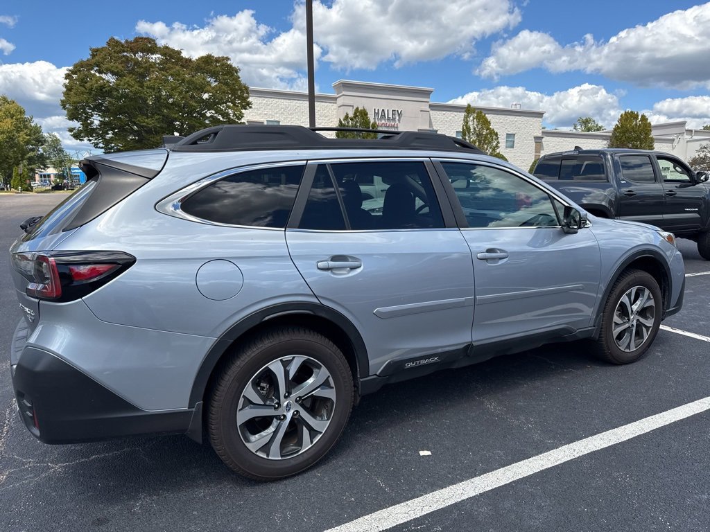 2021 Subaru Outback Limited XT photo 2