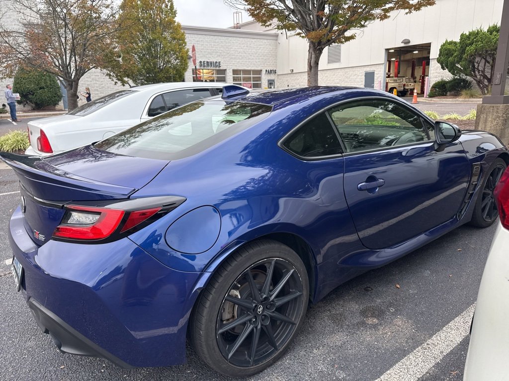 2023 Toyota GR86 Premium photo 2